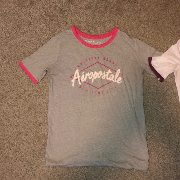 2 BUNDLE AREOPOSTALE T SHIRTS - Picture 2 of 3